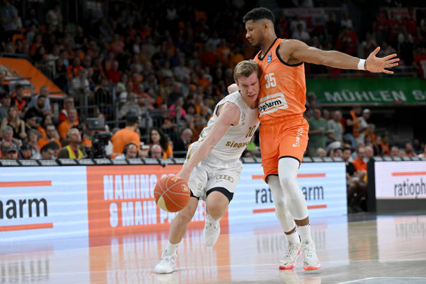 场调整寻找 场调整寻找