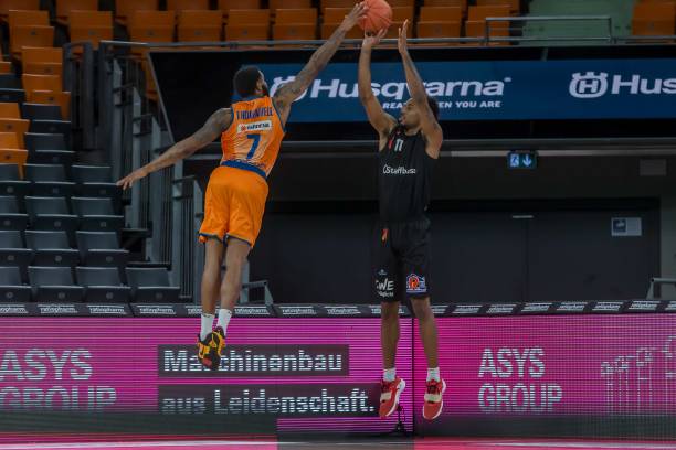 力求在高压 力求在高压