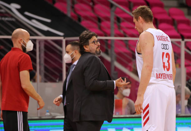 队在赛季伊 队在赛季伊